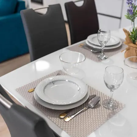 Apartamento Palma And Luxury Penthouse For A Family With Swiming Pool,parking,terrace,panoramic View At The Sea,podstrana Podstrana