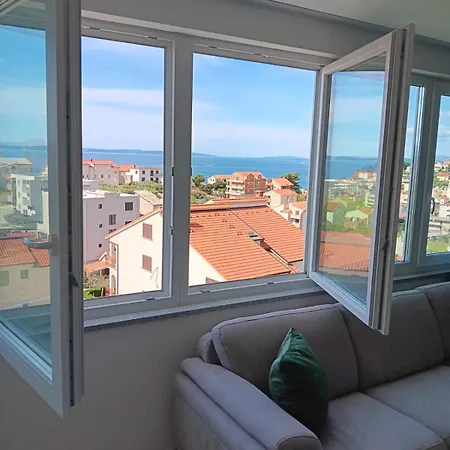 Apartamento Palma And Luxury Penthouse For A Family With Swiming Pool,parking,terrace,panoramic View At The Sea,podstrana