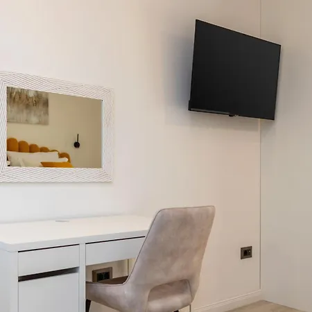 Apartamento Palma And Luxury Penthouse For A Family With Swiming Pool,parking,terrace,panoramic View At The Sea,podstrana