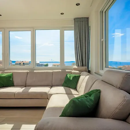 Palma: Luxury Penthouse With Pool And Sea View *